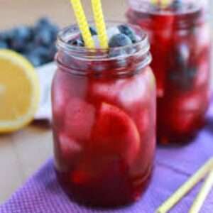Limonada cu fructe de padure
