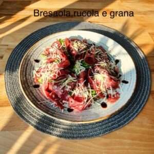 Bresaola, rucola e grana Bresaola, rucola e grana